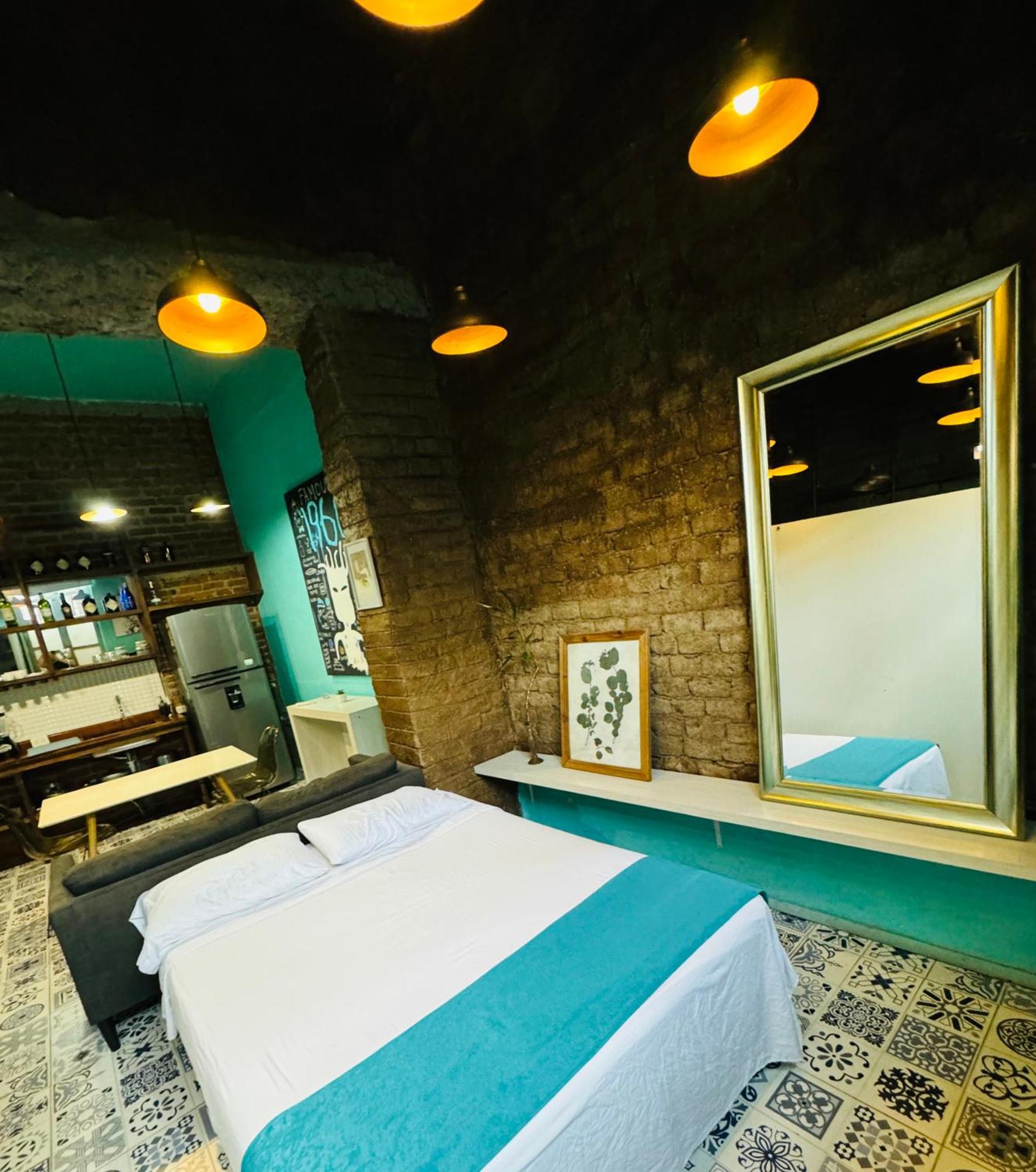 Moonshine Boutique Hostal Cali Exteriör bild