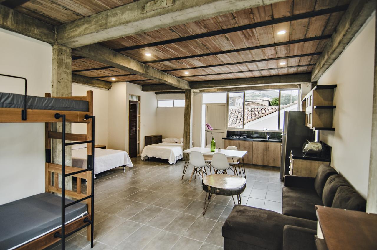 Moonshine Boutique Hostal Cali Exteriör bild