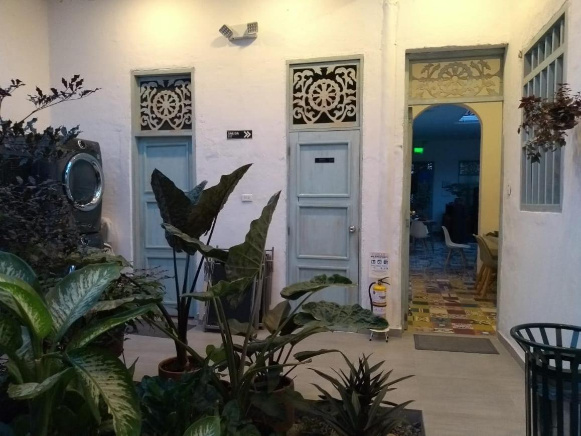 Moonshine Boutique Hostal Cali Exteriör bild